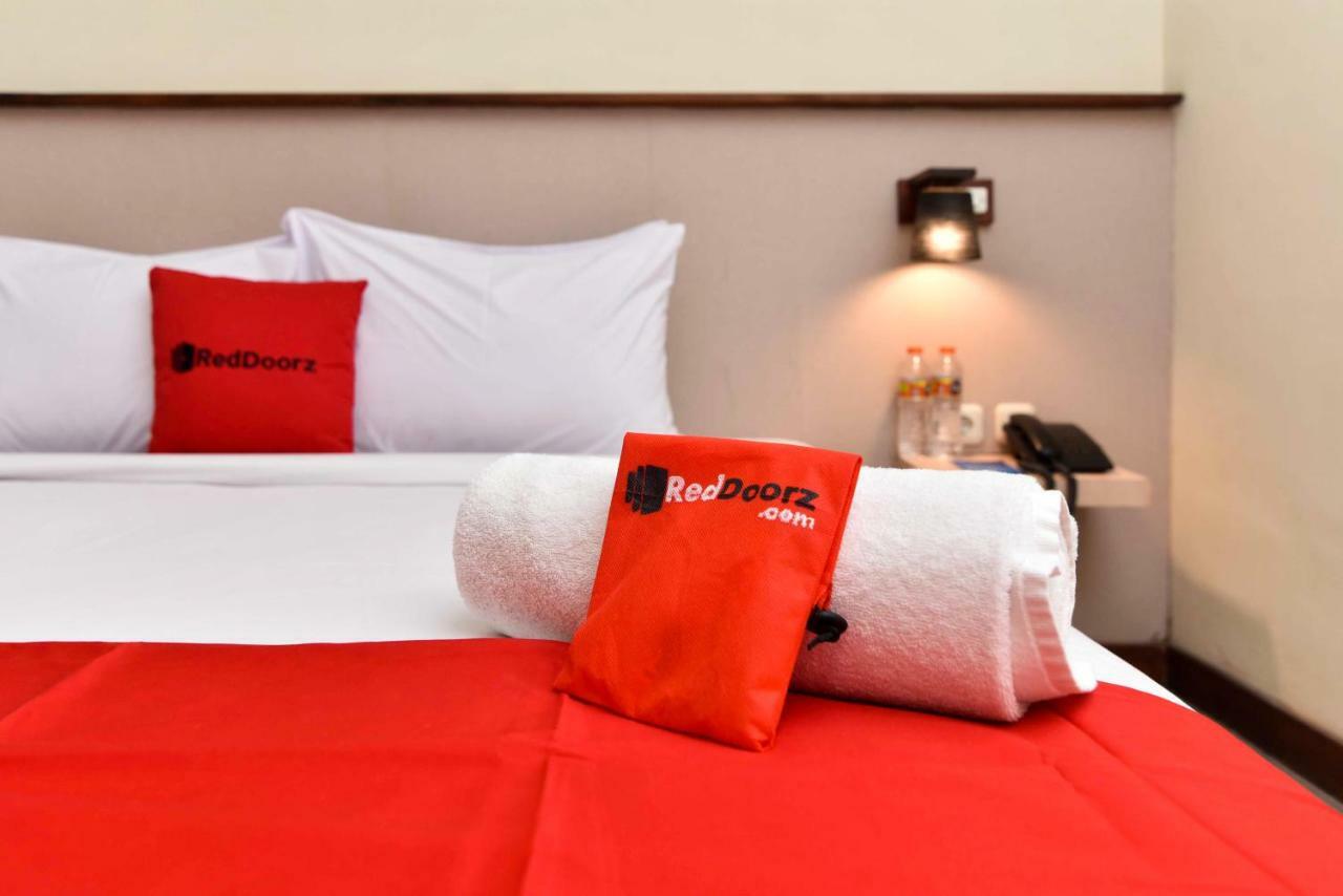Reddoorz Near Legian Street Kuta Lombok Exterior foto